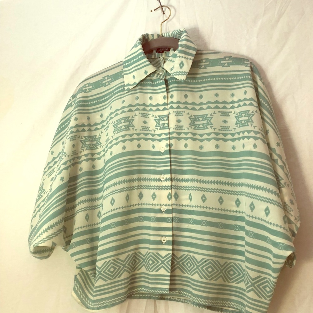 Blue white pattern button down